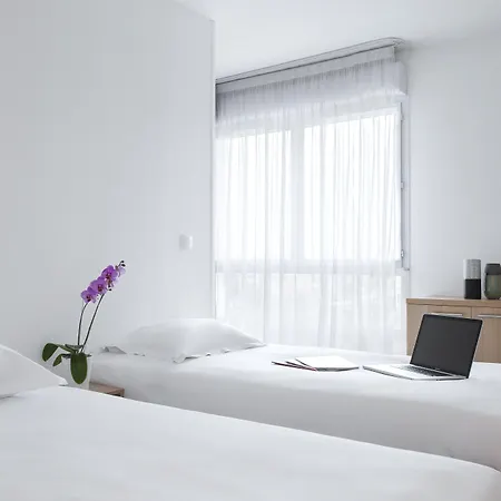 Aparthotel Annemasse Apparts 3*